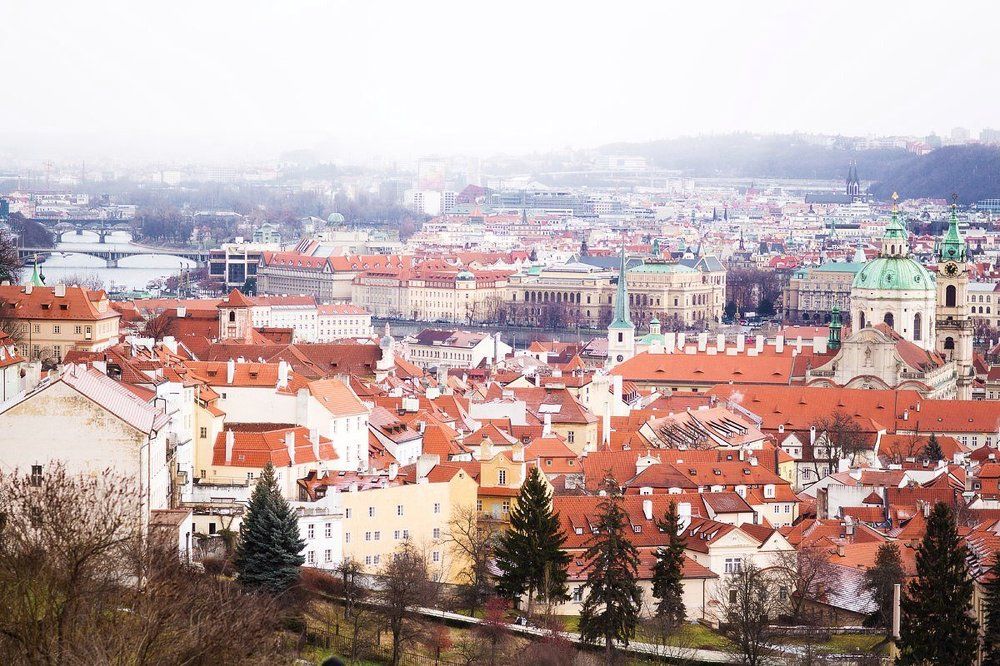 Прага.Городской пейзаж и Замок.