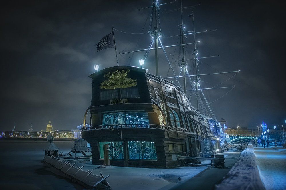 Однажды зимней ночью в Санкт-Петербурге