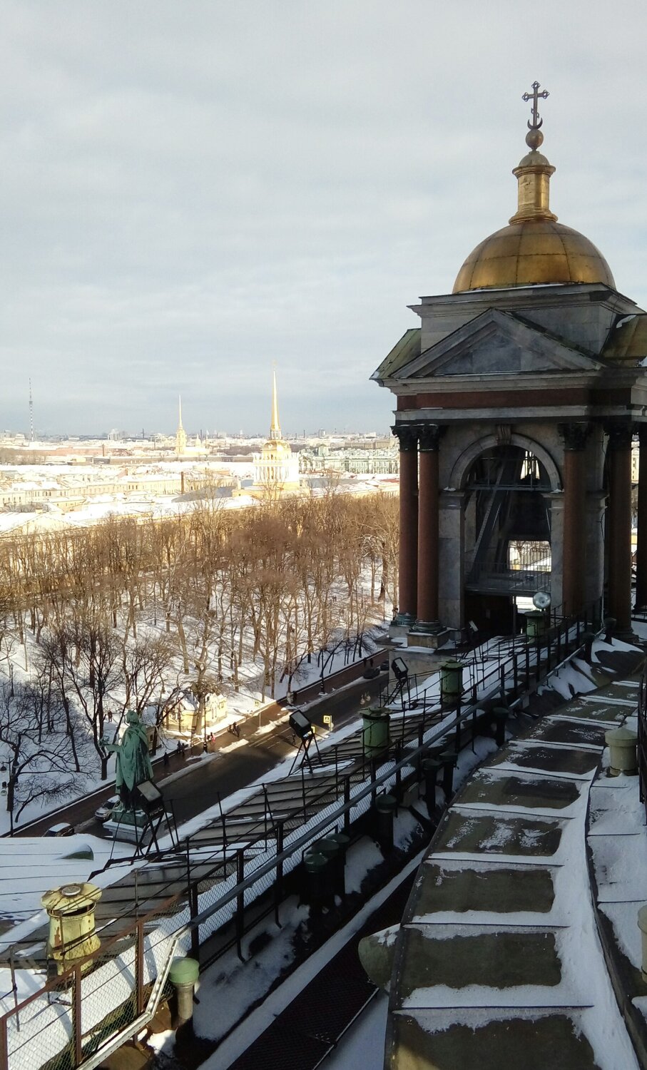 Питер с высоты Исакиевского собора