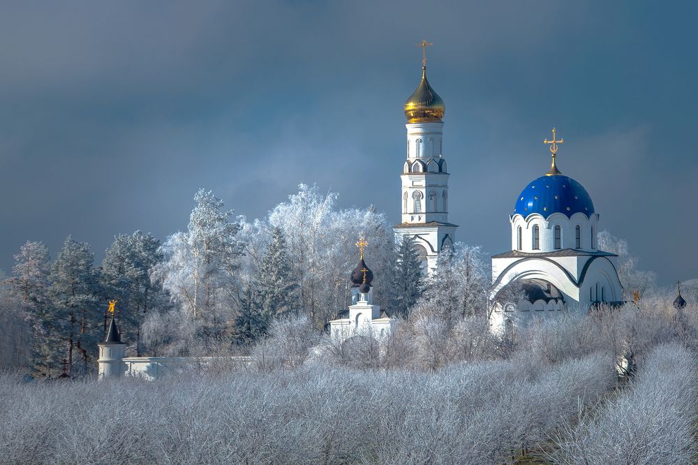 Женский монастырь