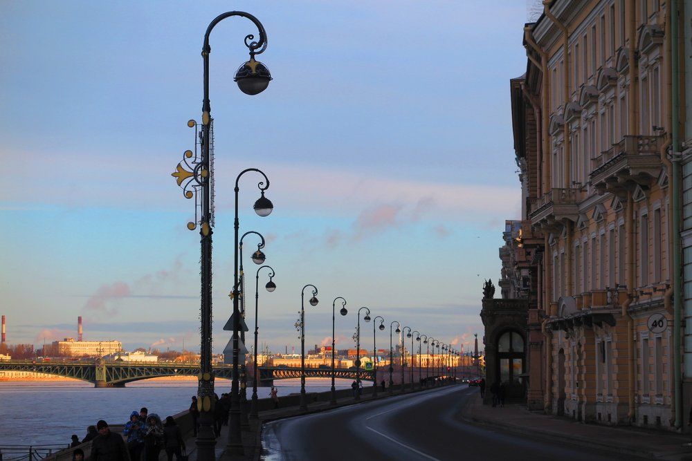 ...дорога уходит вдаль..