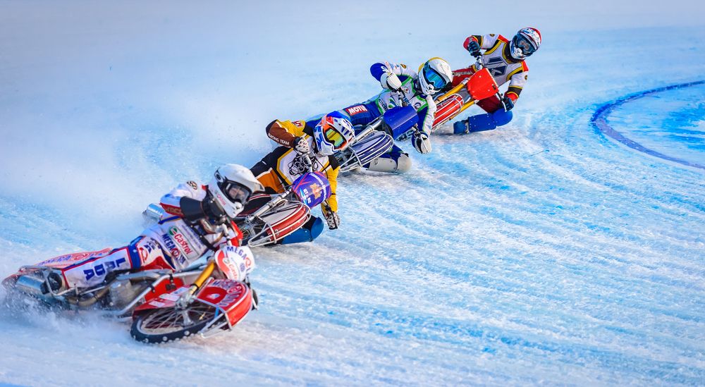 Synchronized skating