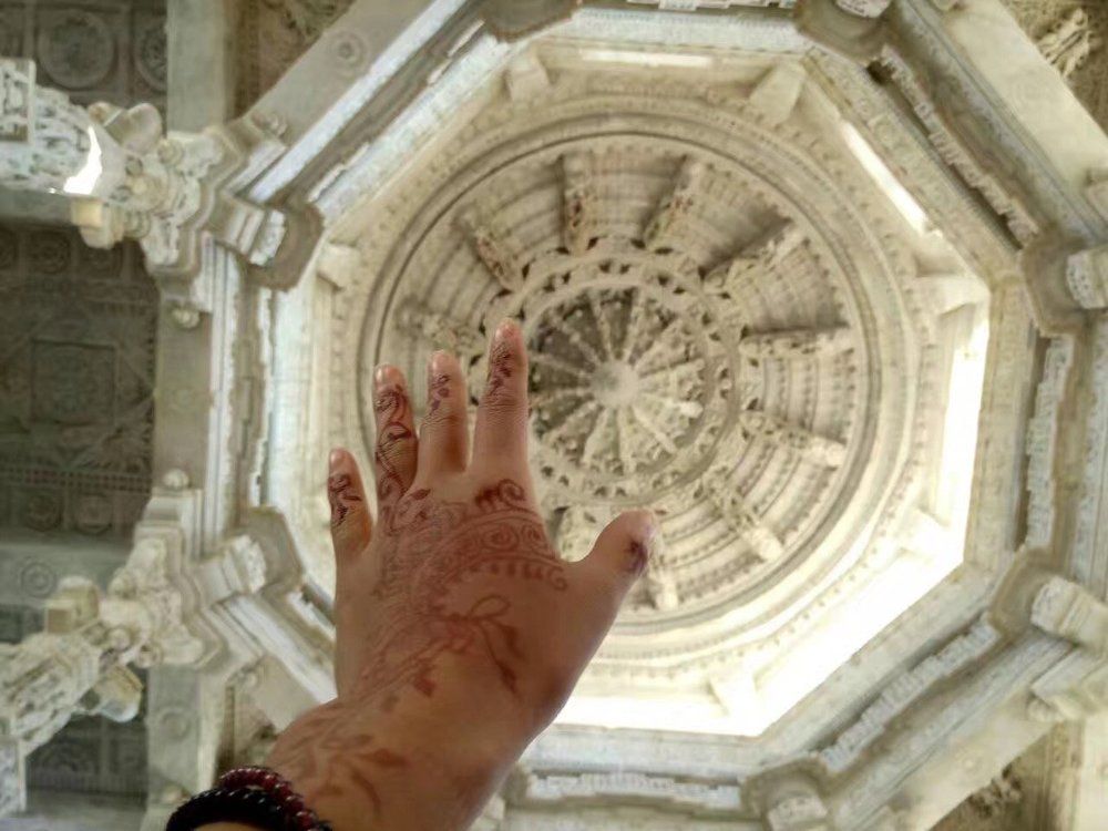 pray