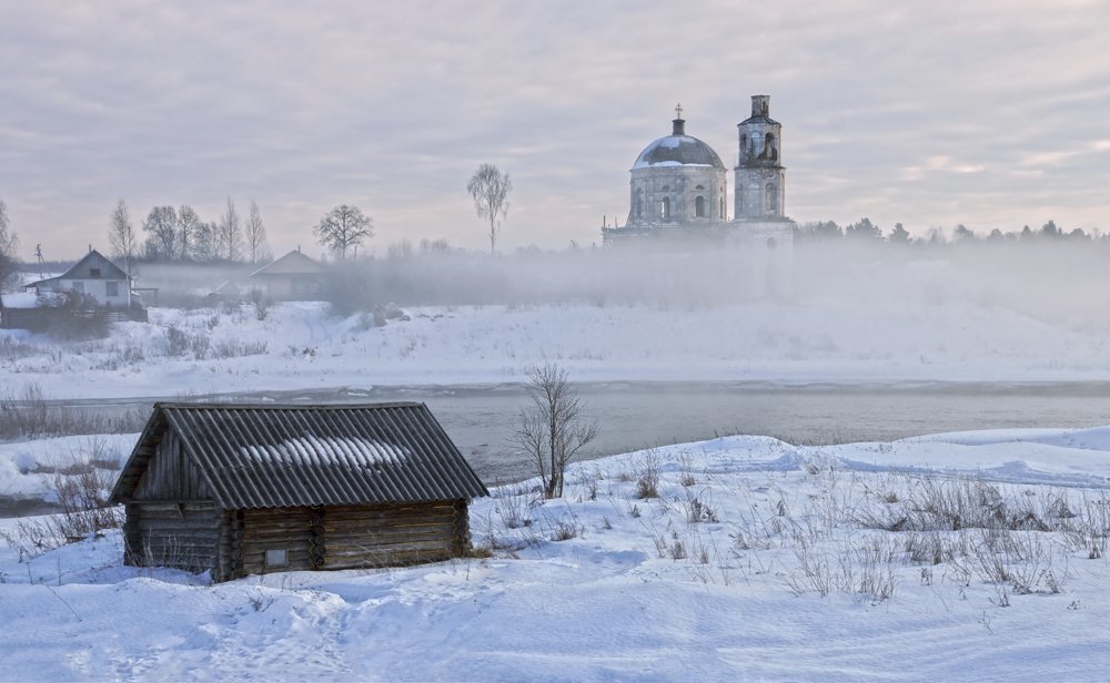 Про зимний туман над селом