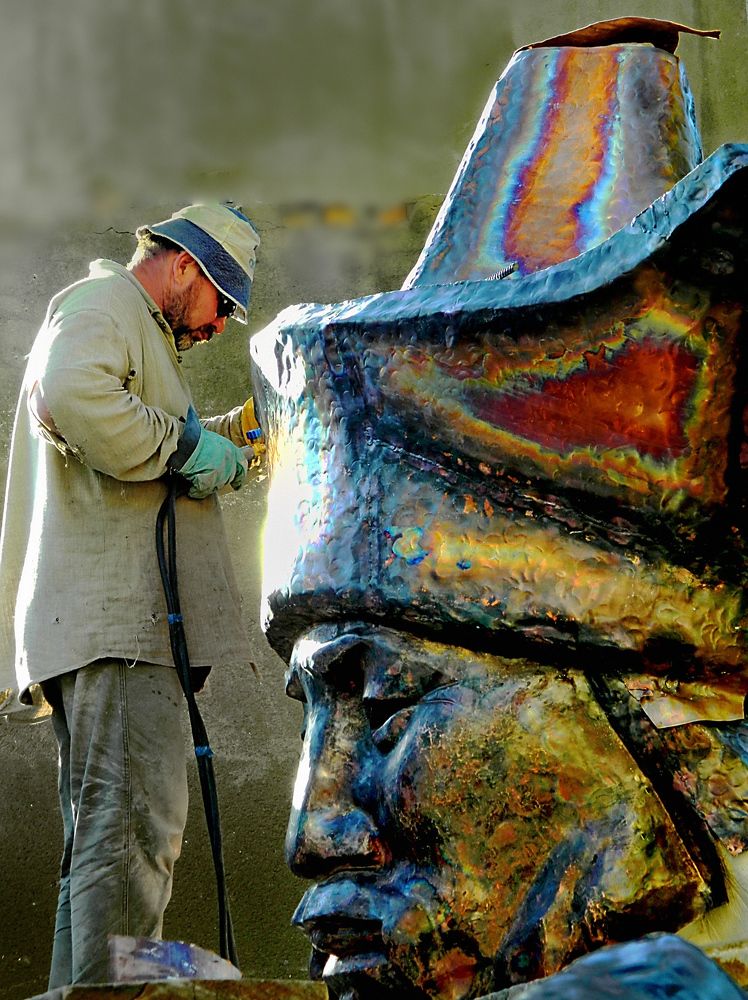 Рождение монумента