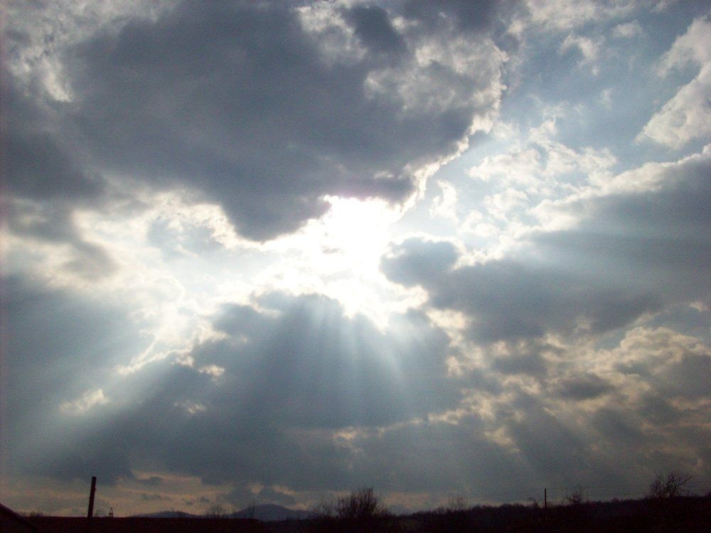 Лъчи и небе