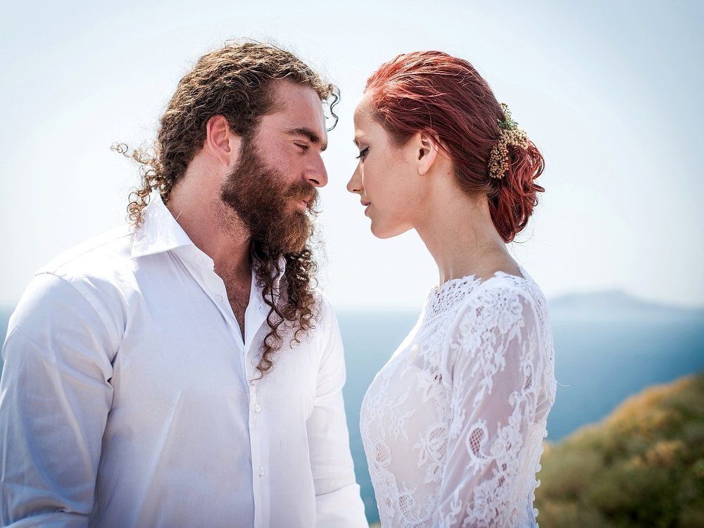 За секунду до поцелуя.