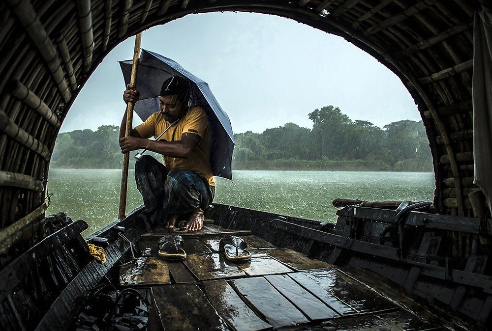Floating life in rain