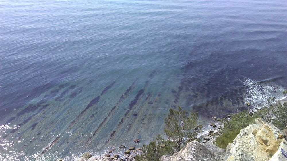 Сине-лазурное море