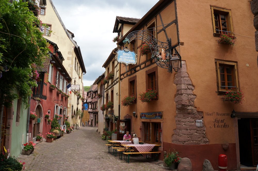 Уличное кафе