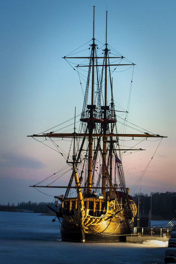 Лёд и пламя.Начало положено.