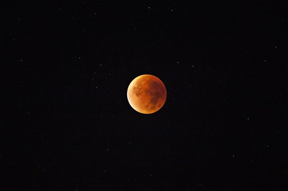 Red Moon