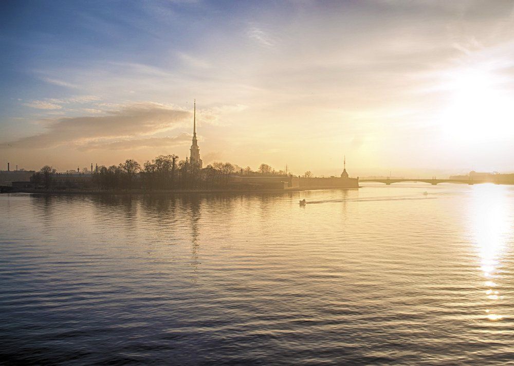 Восход в Петербурге