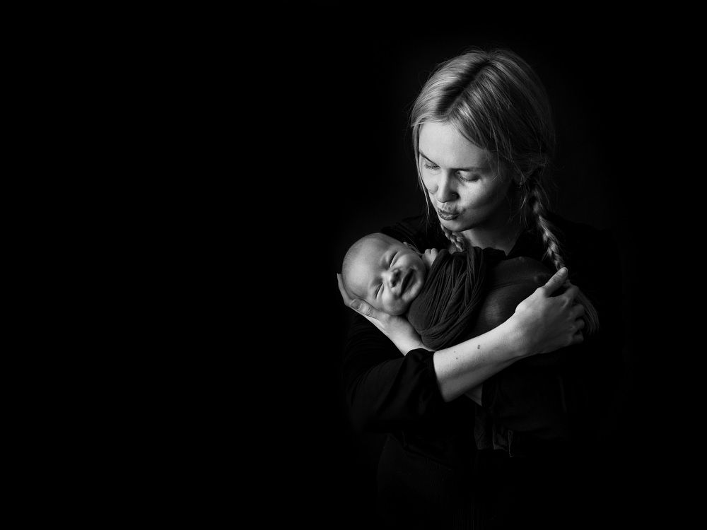 У мамы на руках