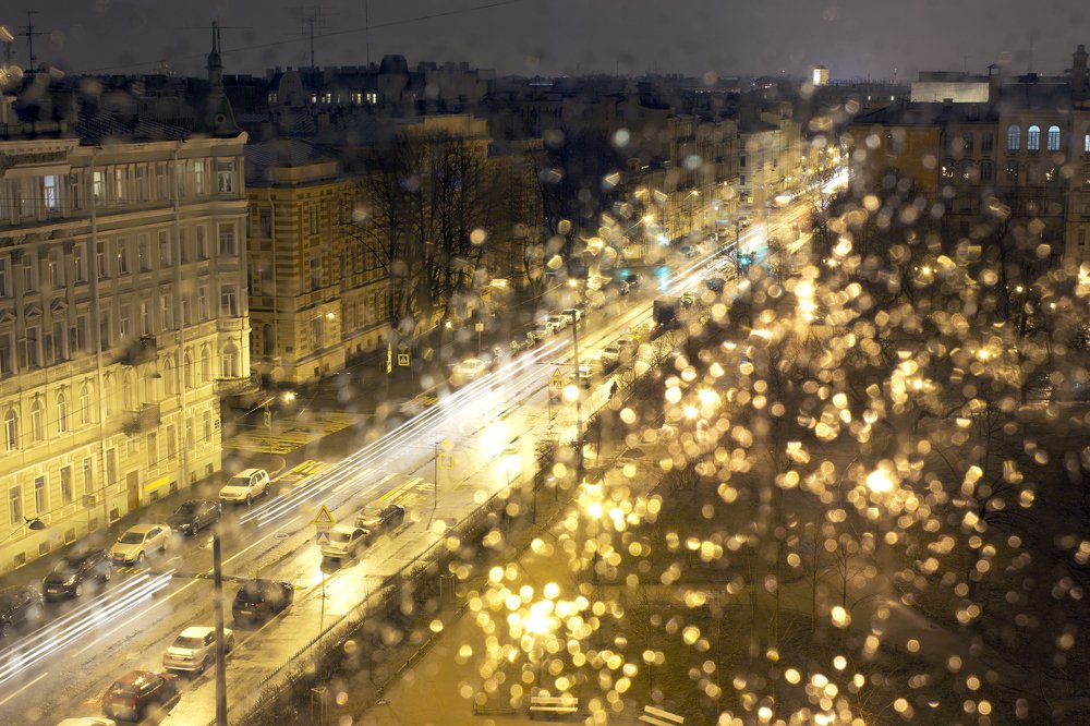 Сквозь стекло...