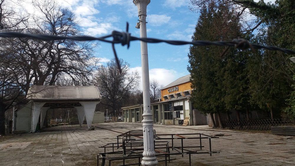 Заброшенное Казино !