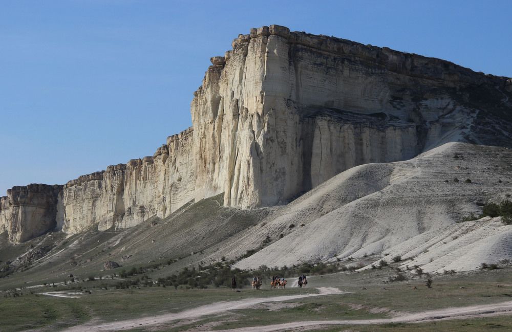 У подножия Ак-Кая