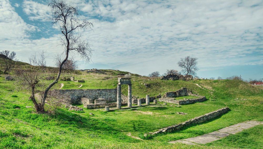 Апрельский Пантикапей.