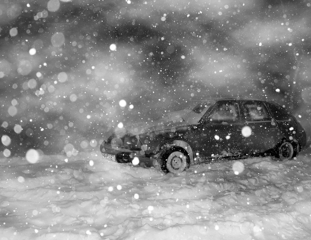 Опять метель