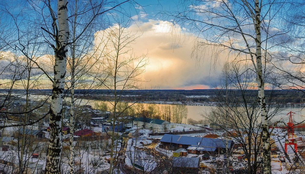 Ночевала тучка золотая...