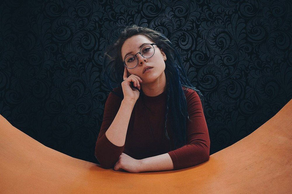 Задумчивая личность