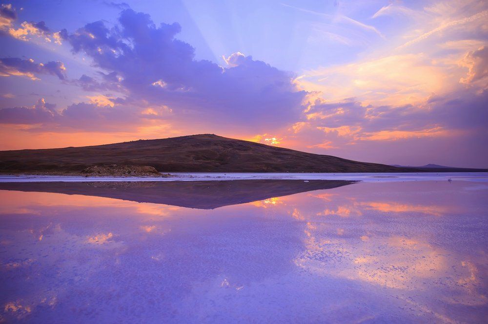 Закат на Розовом Озере