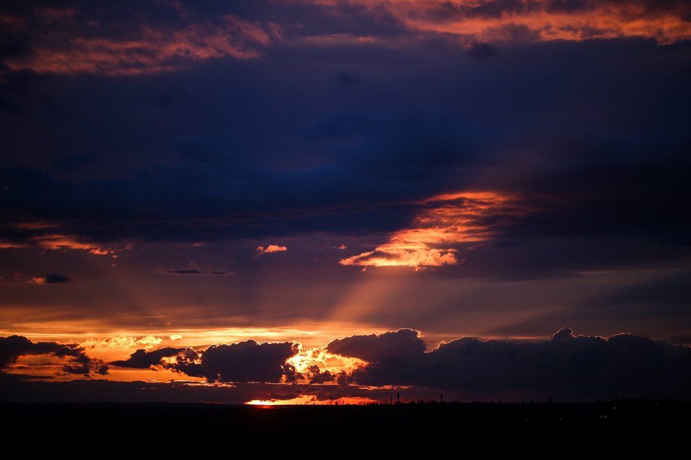 Неспокойный закат