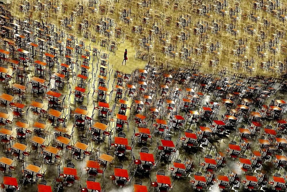 ОДИНОЧЕСТВО .