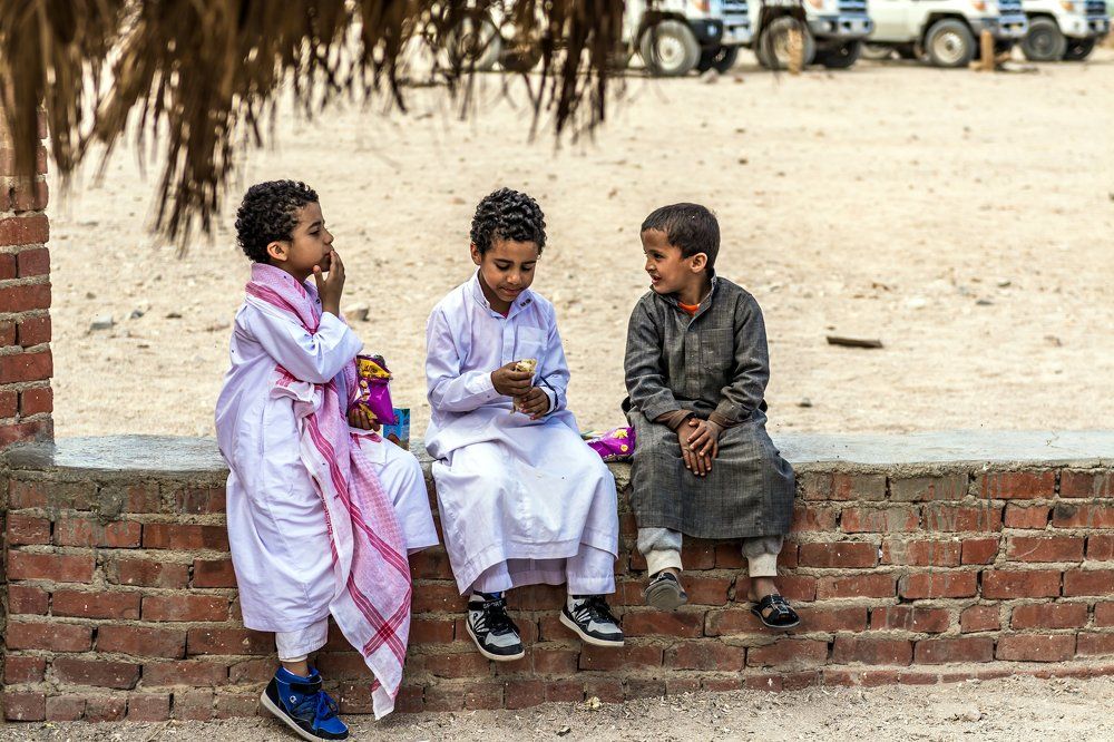 Пустыня. Kиоск. Бедуины. ...