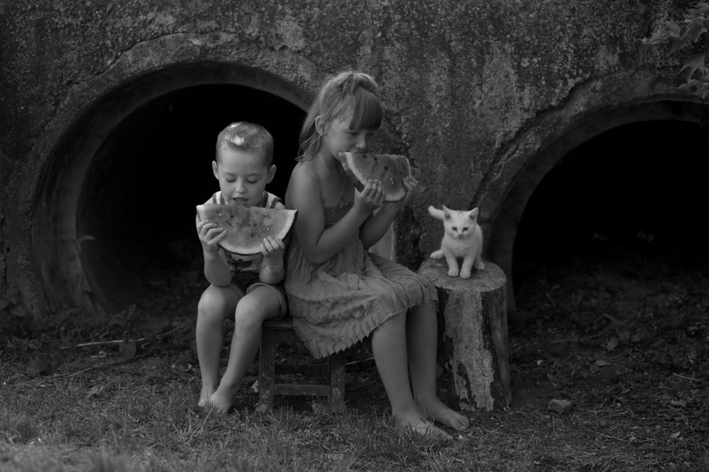 Три детства