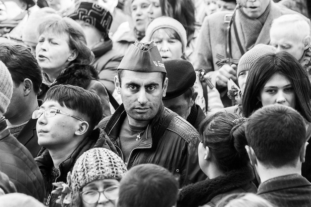 затерянный в толпе .