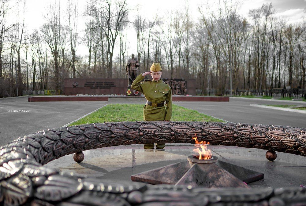 Ваш подвиг не будет забыт никогда.