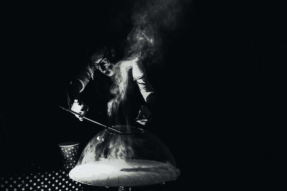 Маг в действии