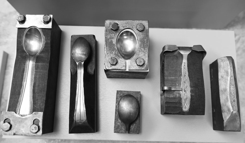 Инструмент для изготовления ложки