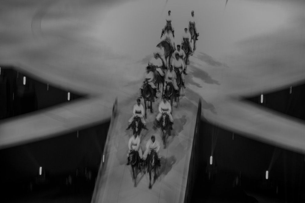 Tанцующие лошади