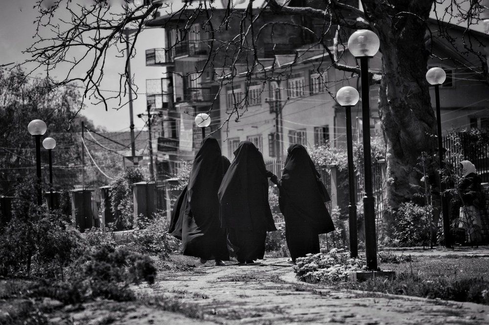 Black & White