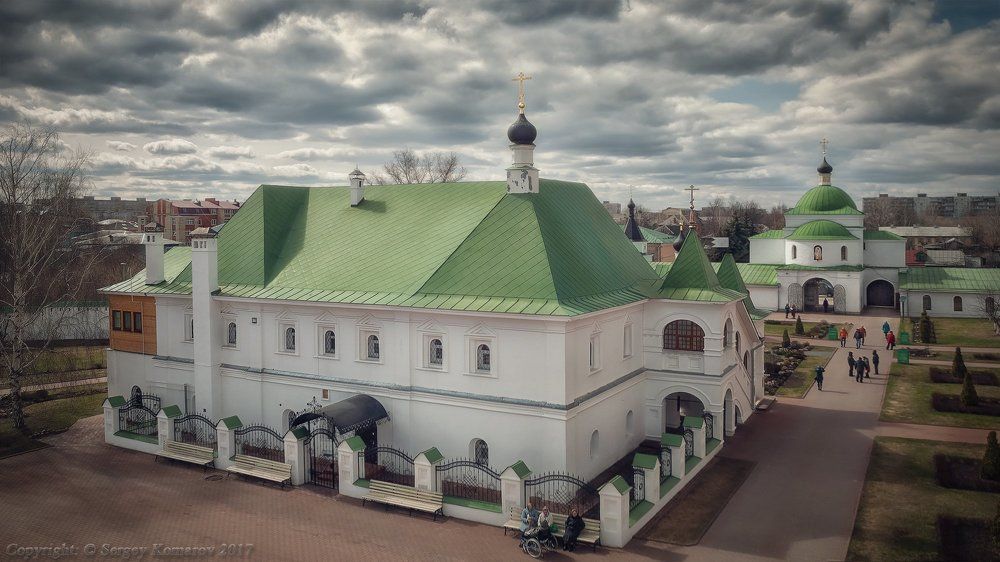 ВЕСНА В МОНАСТЫРЕ