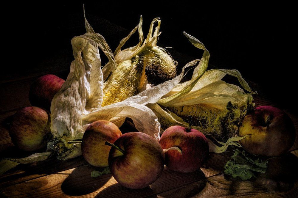 Кукуруза и яблоки