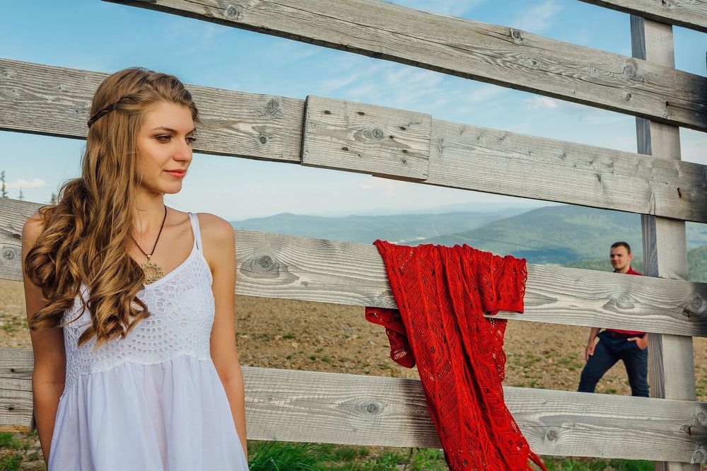 Красная шаль