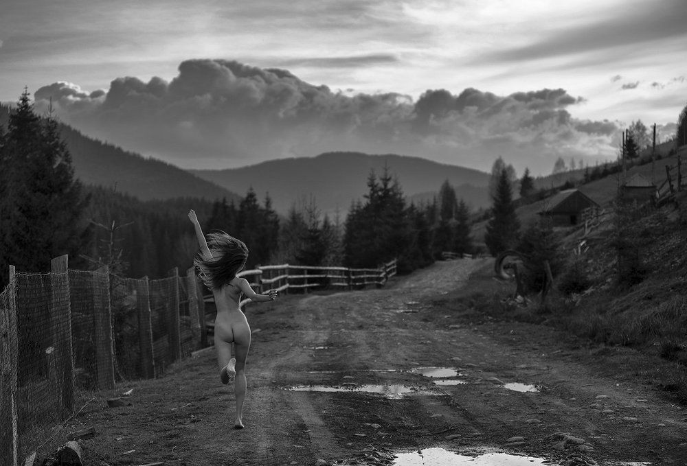 Умчаться вдаль, где неба высота!