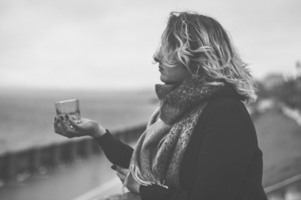 Дождь, Волга, стакан, девушка