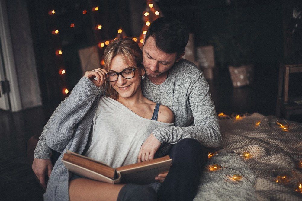 как нам друг без друга прожить и дня