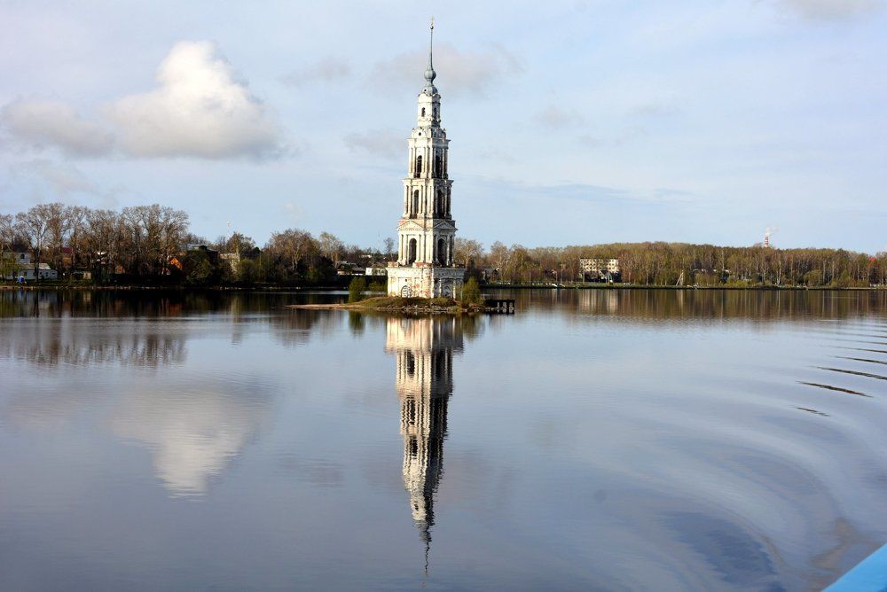 Калязин. Колокольня Никольского собора.