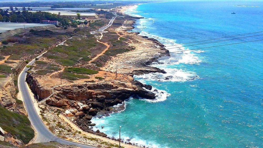 Photograph by Kandubasha