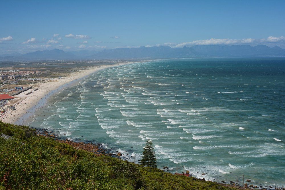 Залив False Bay