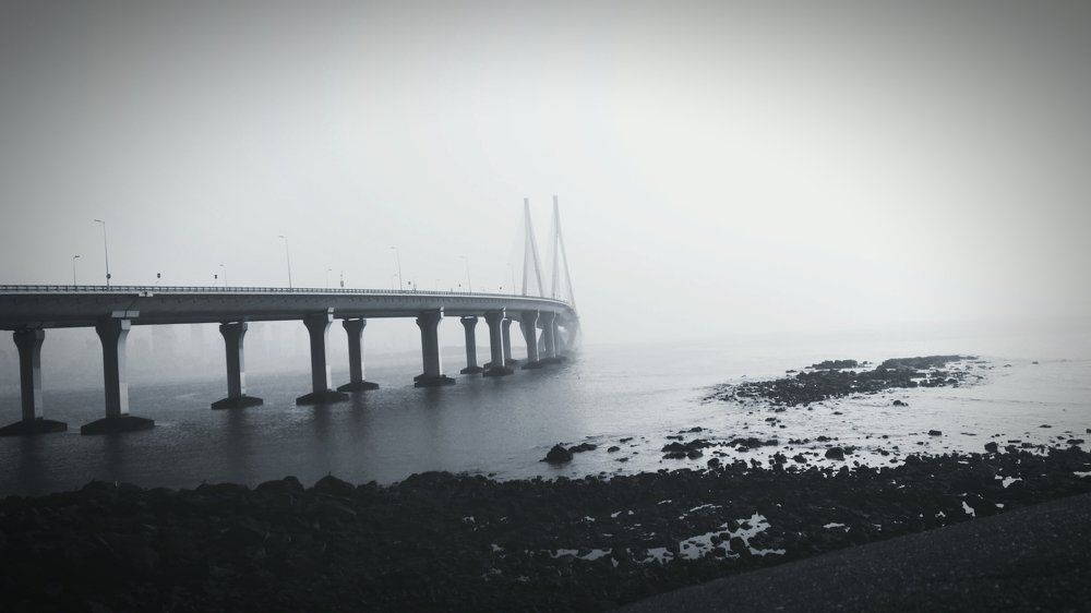 Mumbai bandra vareli sea road