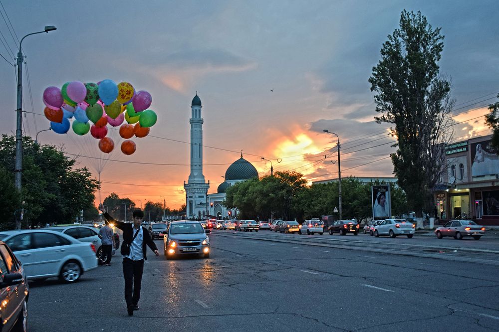 Вечерний старый город