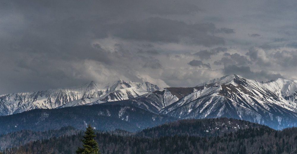 утро в горах