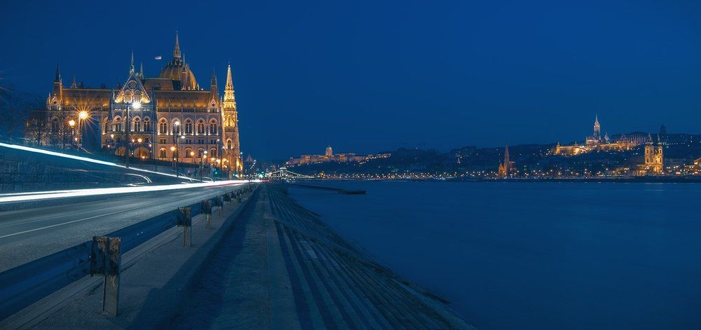 Золото на голубом