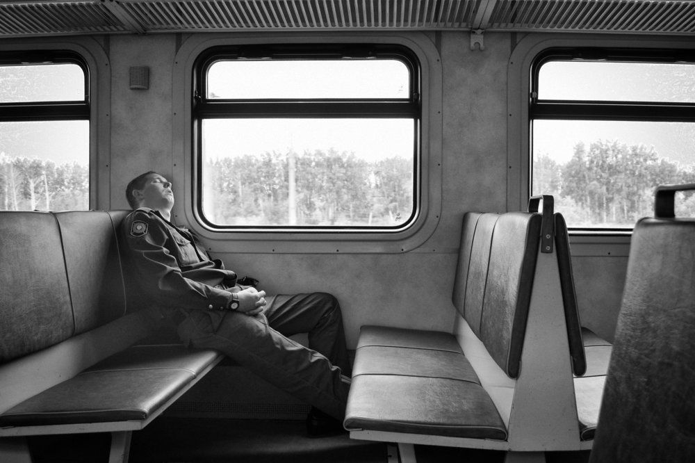 Утро в электричке